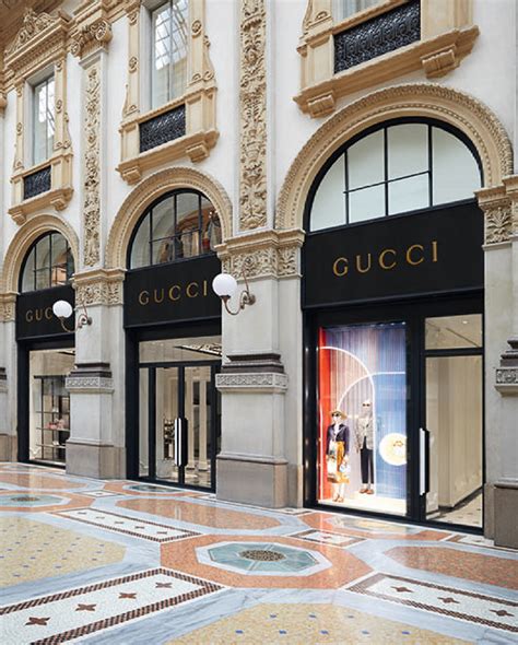 negozio gucci interno|Gucci paris website.